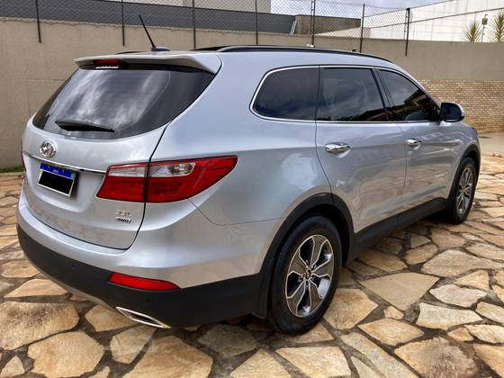 HYUNDAI GRAND SANTA FÉ 3.3 MPFI V6 4WD GASOLINA 4P AUTOMÁTICO